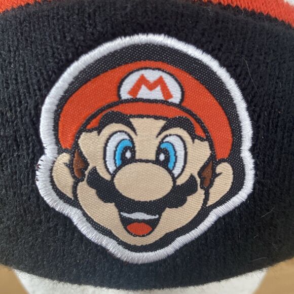 Nintendo Super Mario Beanie Black Knit Hat w Embroidered Logo & Pom Sz L/XL - Picture 5 of 10